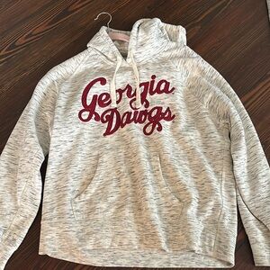 women’s Georgia hoodie
never worn but no tag